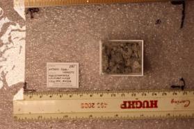 Potassic-ferri-leakeite