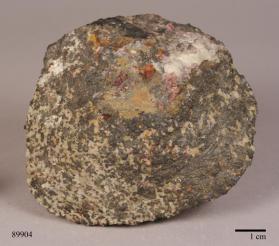 Leucophoenicite