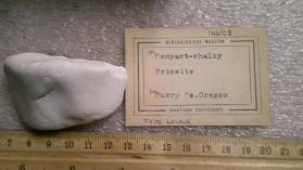 Compact-chalky Priceite
