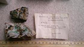 Malachite with chalcopyrite, goethite, quartz, baryte, cerussite and fluorite