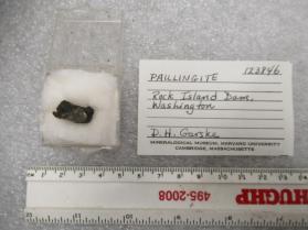 Paulingite