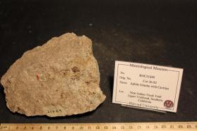 Aplite with Cavities