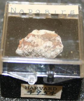 Nadorite