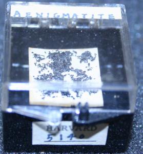 Aenigmatite