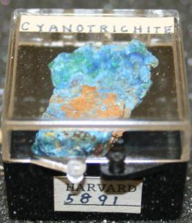 Cyanotrichite