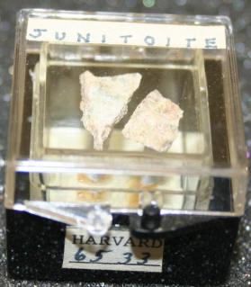 Junitoite