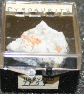 Pyroaurite