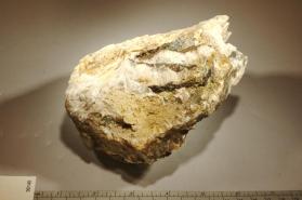 BERYLLONITE