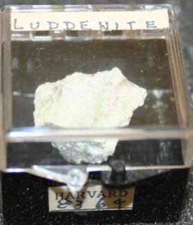 Luddenite