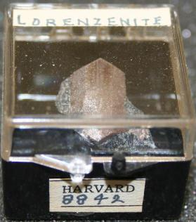 Lorenzenite