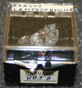 Barytolamprophyllite