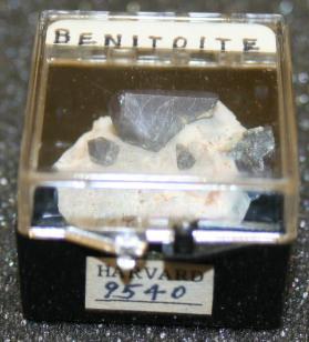 BENITOITE