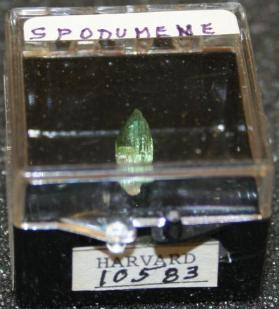 SPODUMENE