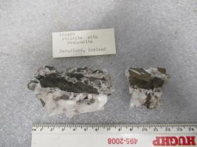 Stilbite with Heulandite