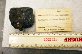 Perovskite var. Knopite