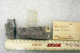 Piemontite disseminated in Gneiss