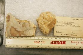 Scheelite, fine grained, cut samples