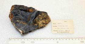 Fluorbritholite-(Ce)