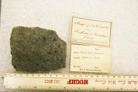 Augite var. Fassite with Grunerite