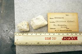 Opal var. Geyserite