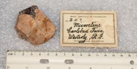 Microcline crystal, Carlsbad twin